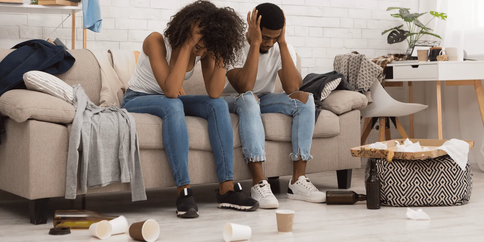 Proteger tu propiedad de las fiestas en Airbnb: testimonios reales de anfitriones